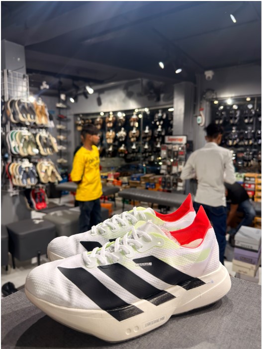 Adizero 🔥 Pro 4